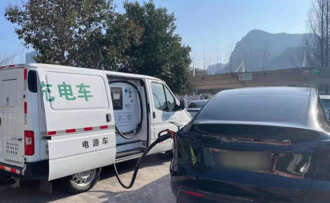 新巴尔虎左旗汽车搭电